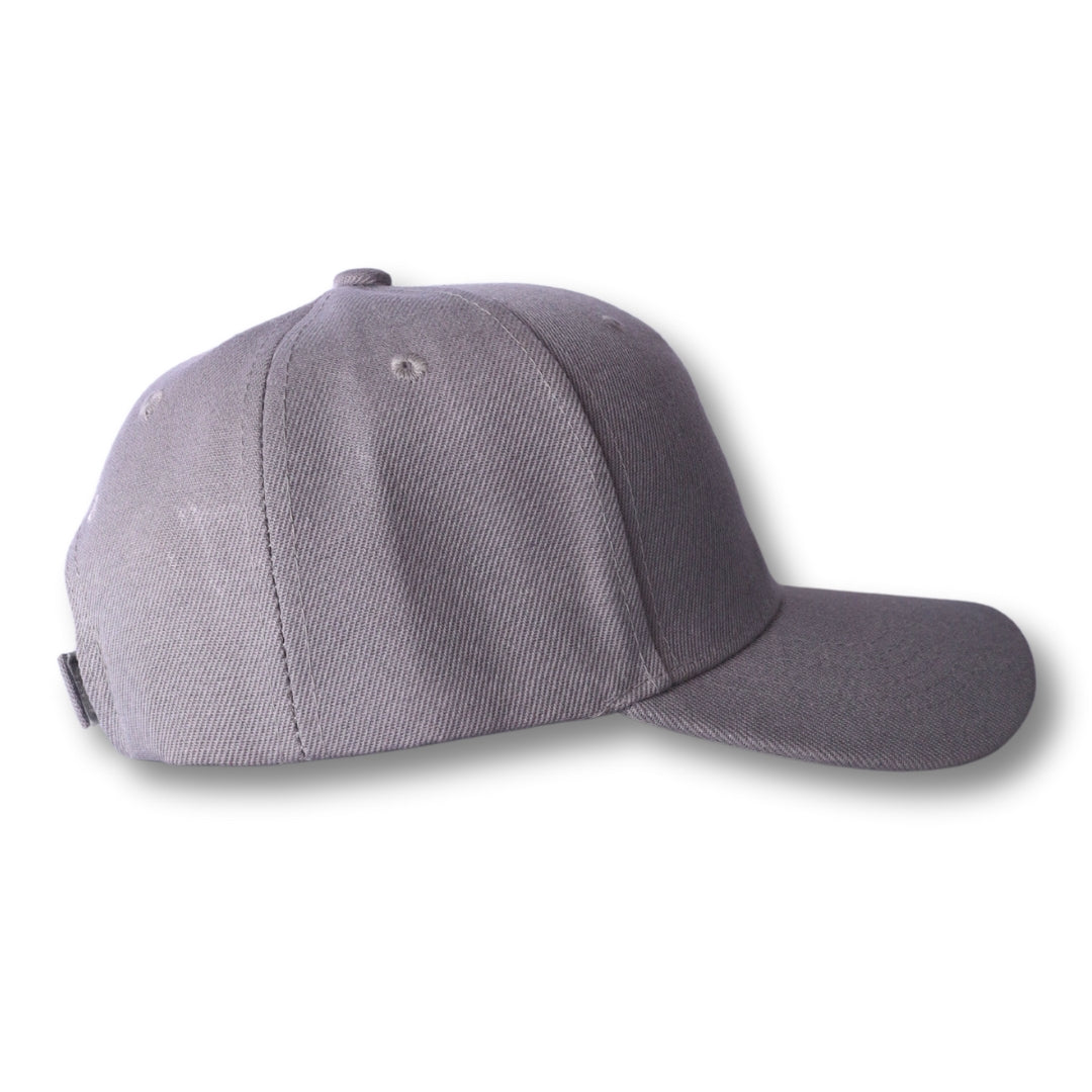 Gorra trucker bordada con rayas en negro y blanco de Gostoso Logotipo