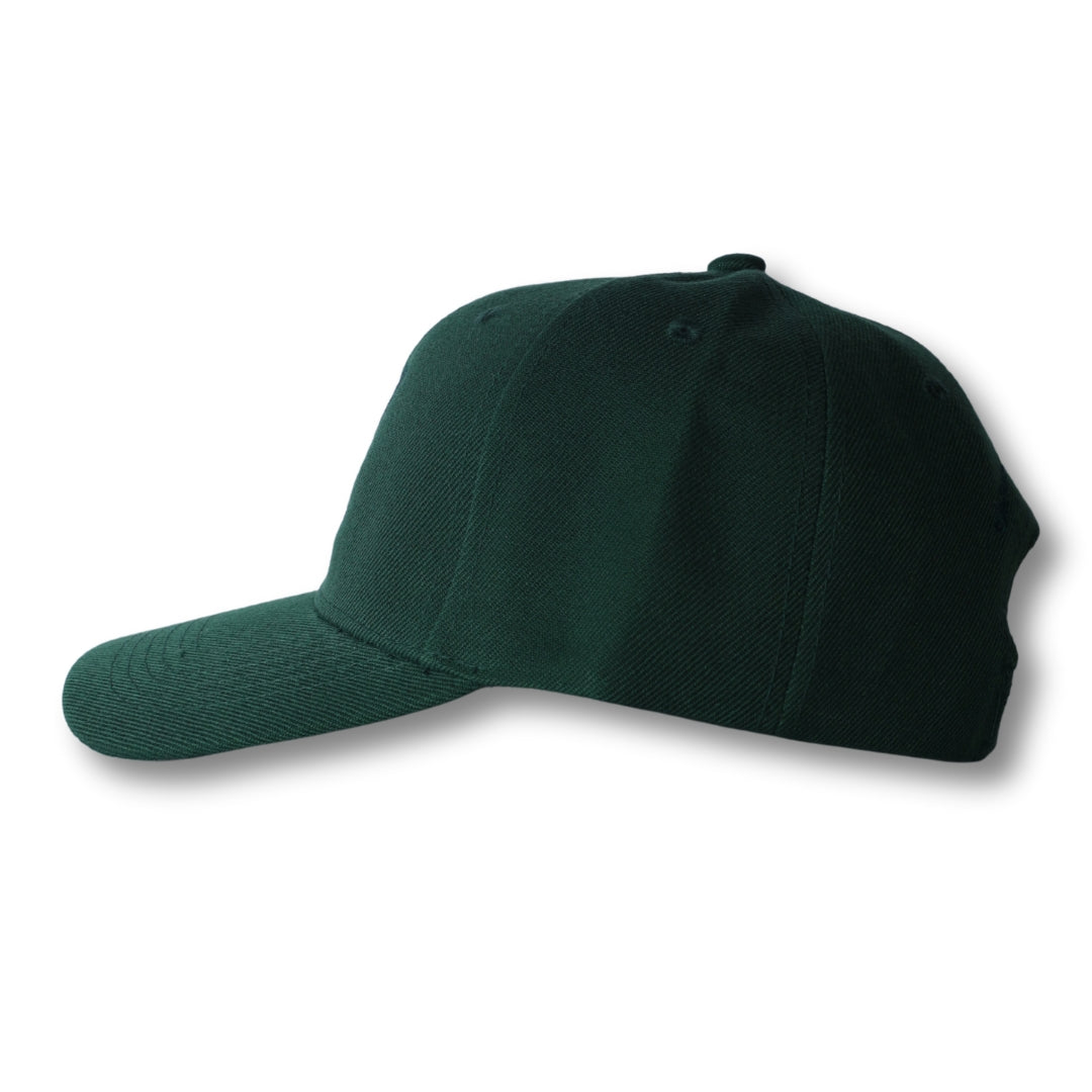 Gorra trucker bordada con rayas en negro y blanco de Gostoso Logotipo