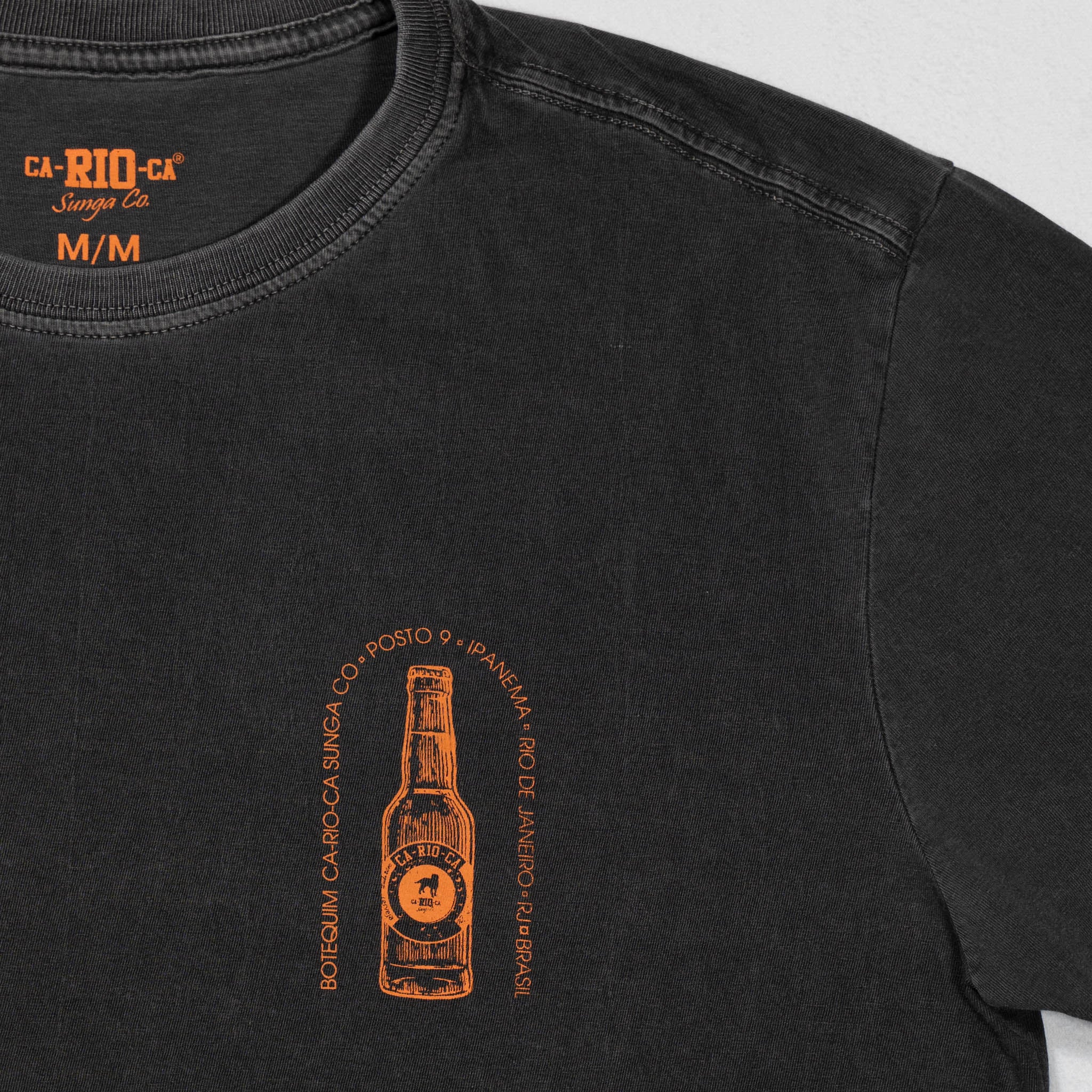 Gostoso Logotipo Regata Ribada com Estampa de Listras em Branco e Preto - Regatas Masculinas
