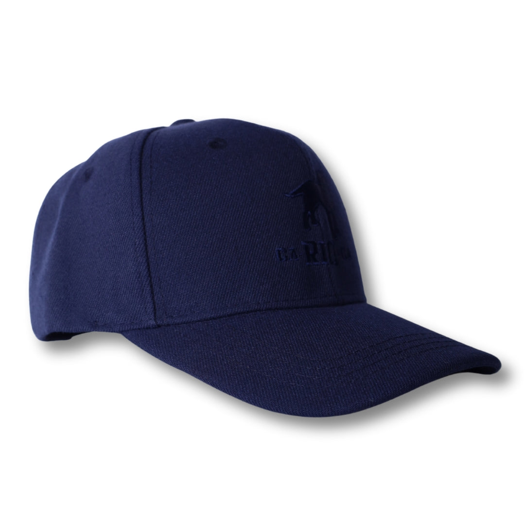 Gorra trucker bordada con rayas en negro y blanco de Gostoso Logotipo