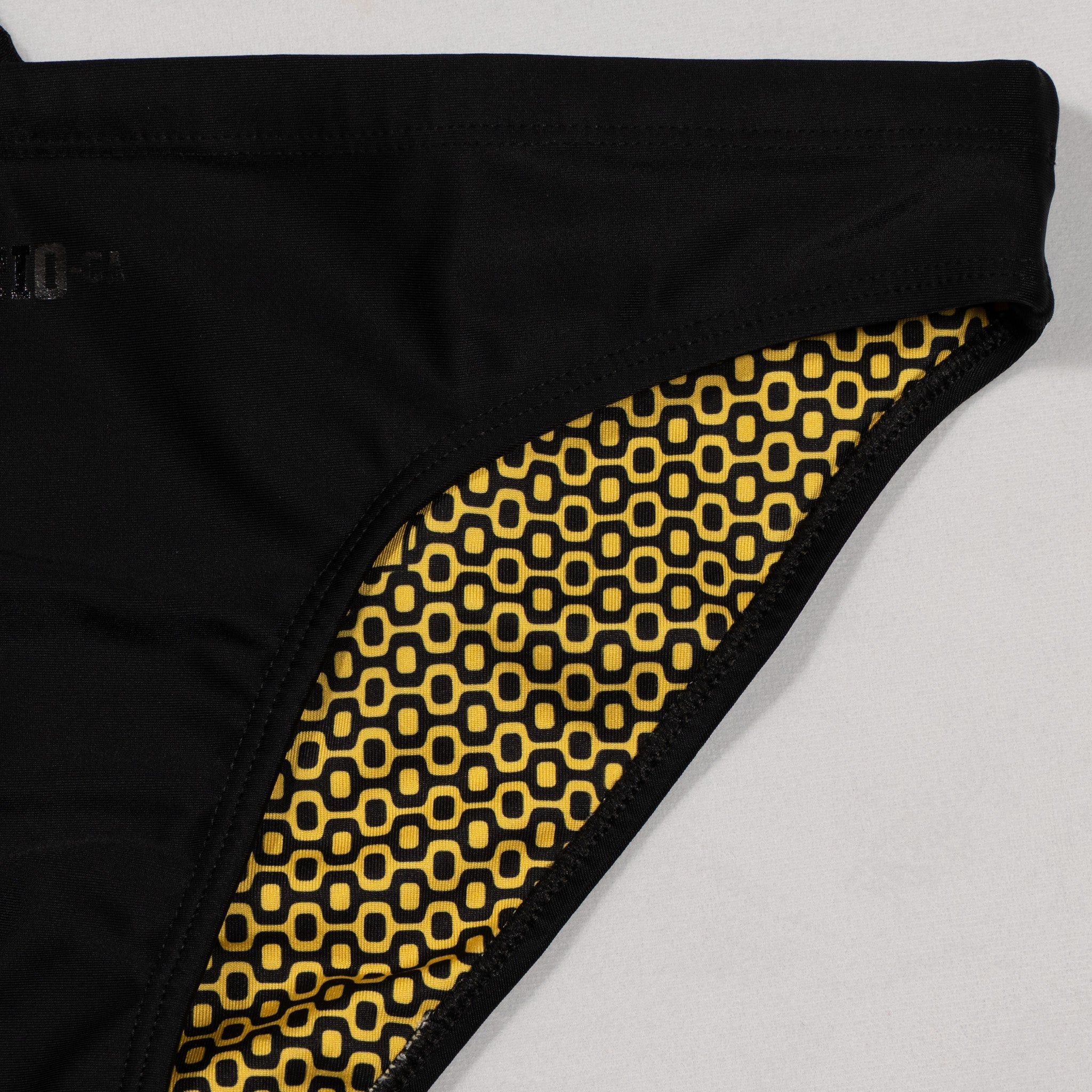 Bikini Cut Solids Colors Sunga - Male Bathing Suit