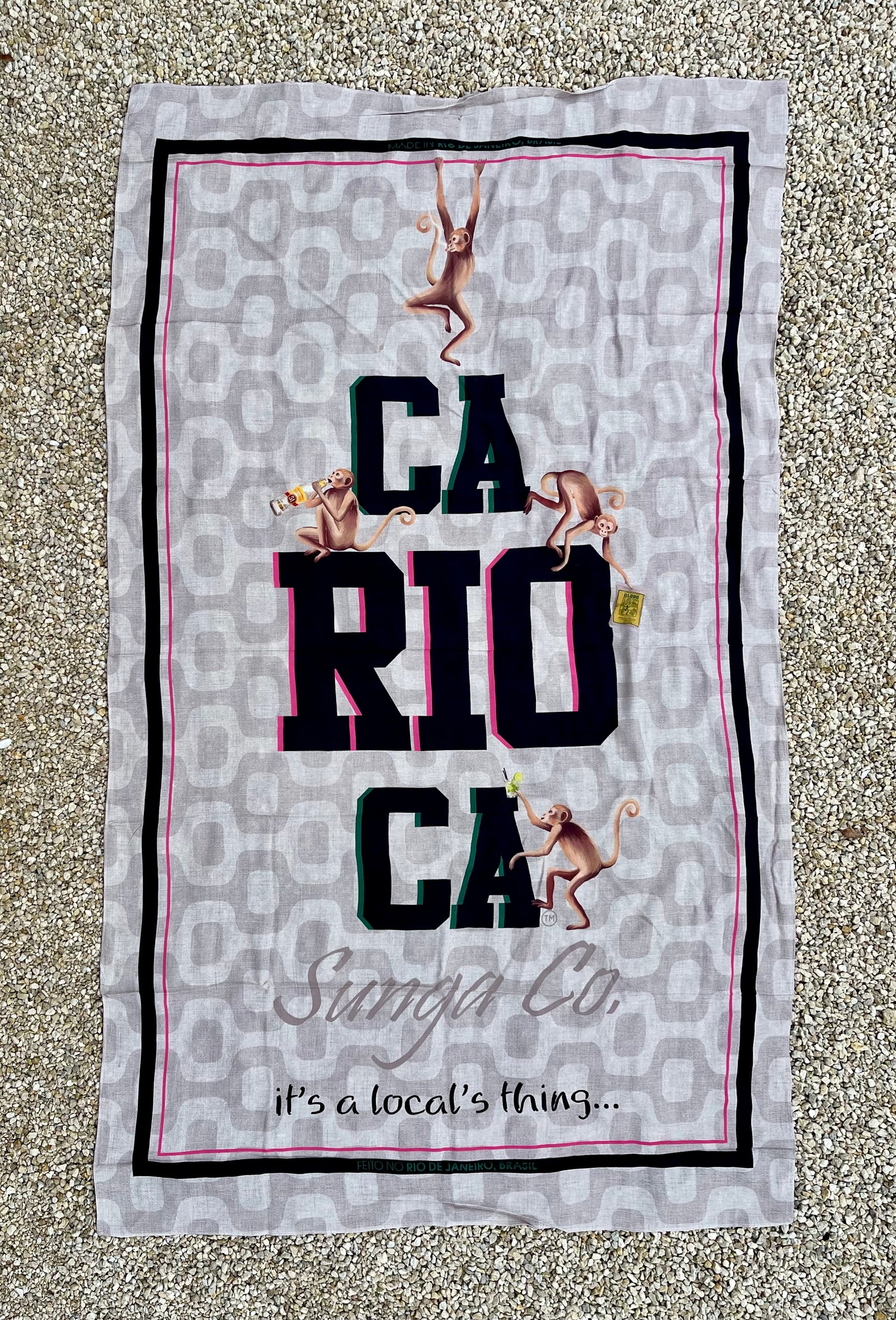CA-RIO-CA Sunga Co. Black Logotipo, Canga de Praia- Toalla de playa brasileña (Pareo / Pareo) - LIQUIDACIÓN / VENTA FINAL