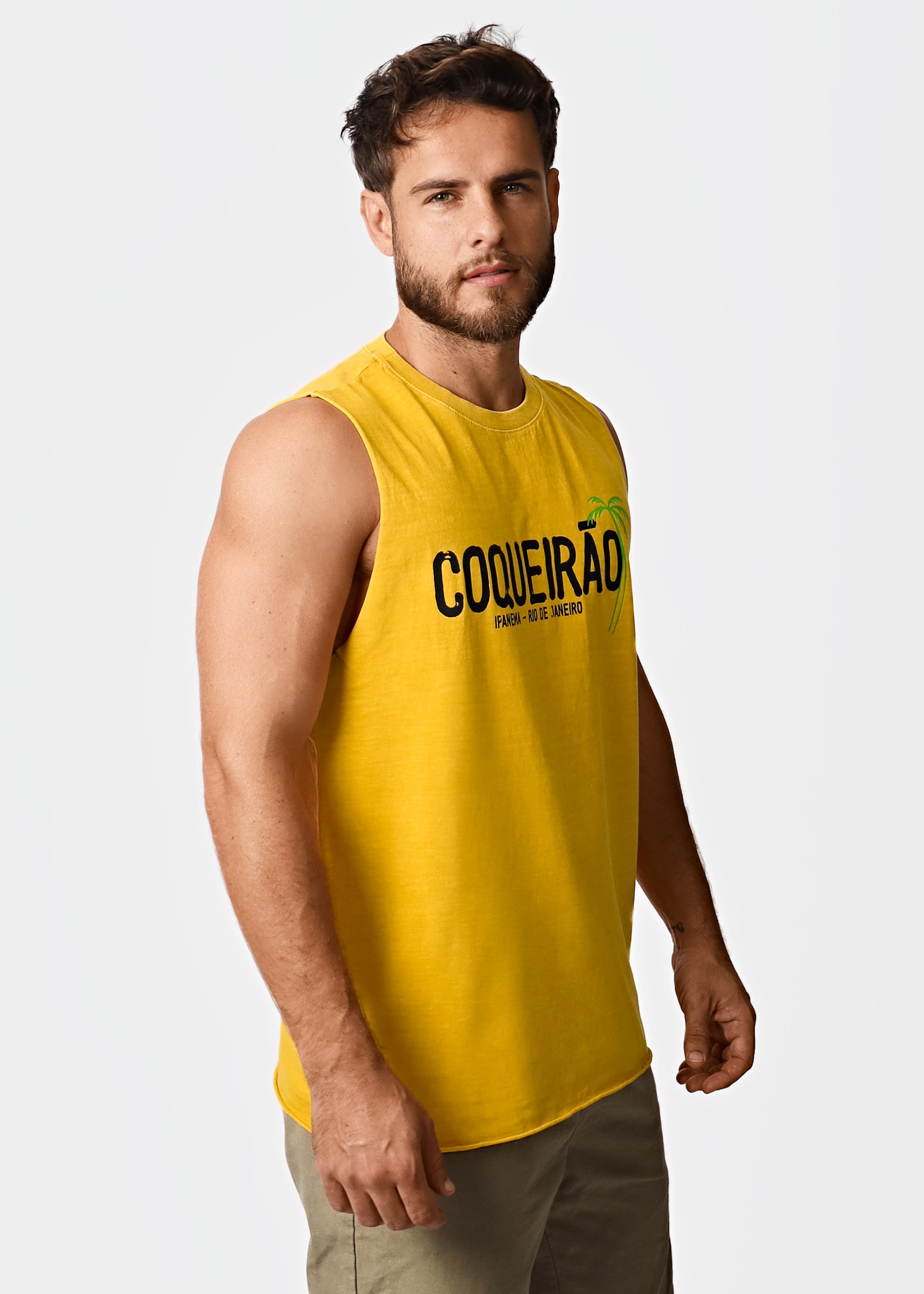 Gostoso Logotipo Regata Ribada com Estampa de Listras em Branco e Preto - Regatas Masculinas