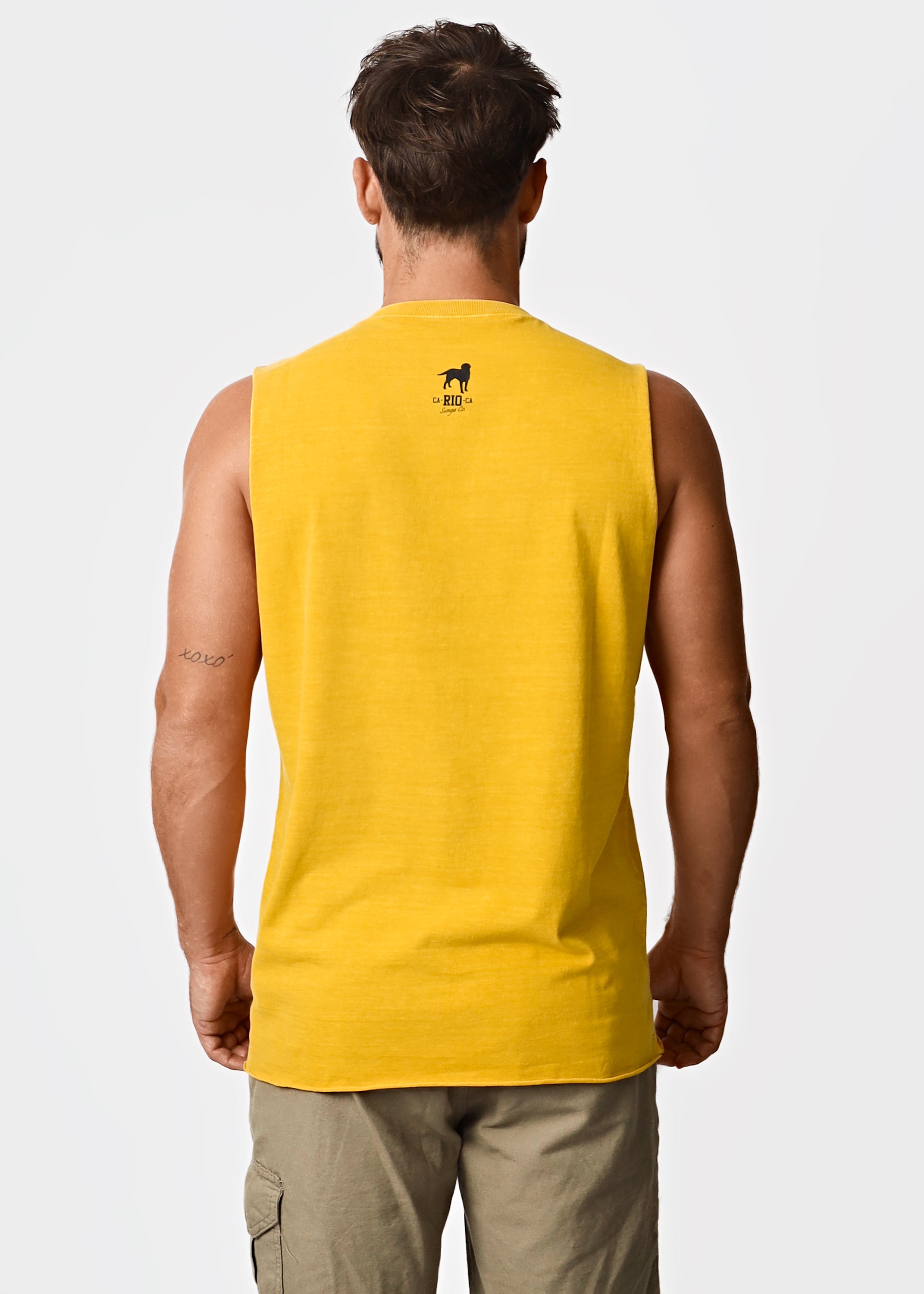 Gostoso Logotipo Regata Ribada com Estampa de Listras em Branco e Preto - Regatas Masculinas