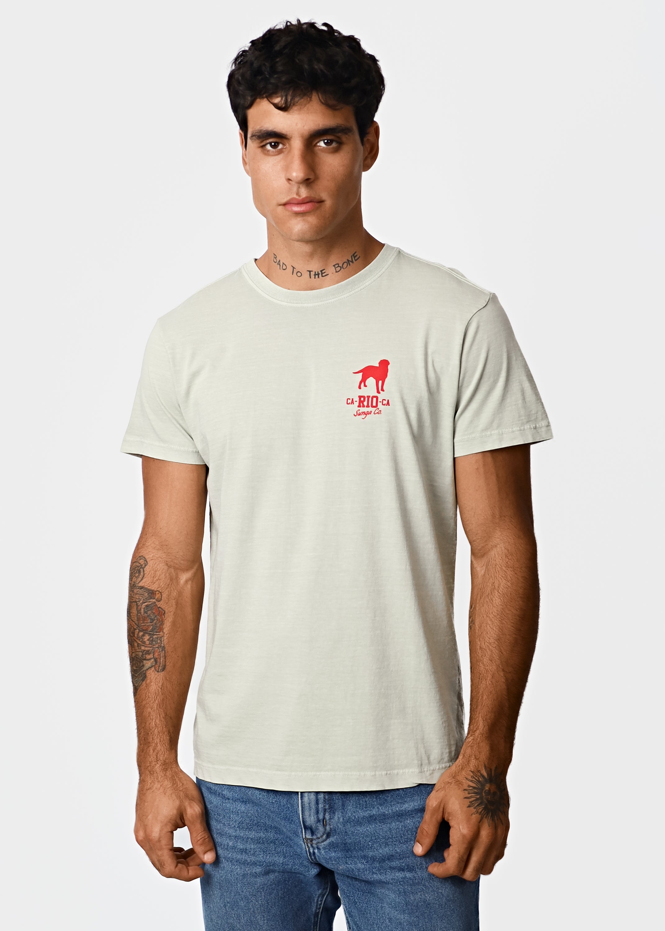 Gostoso Logotipo Regata Ribada com Estampa de Listras em Branco e Preto - Regatas Masculinas
