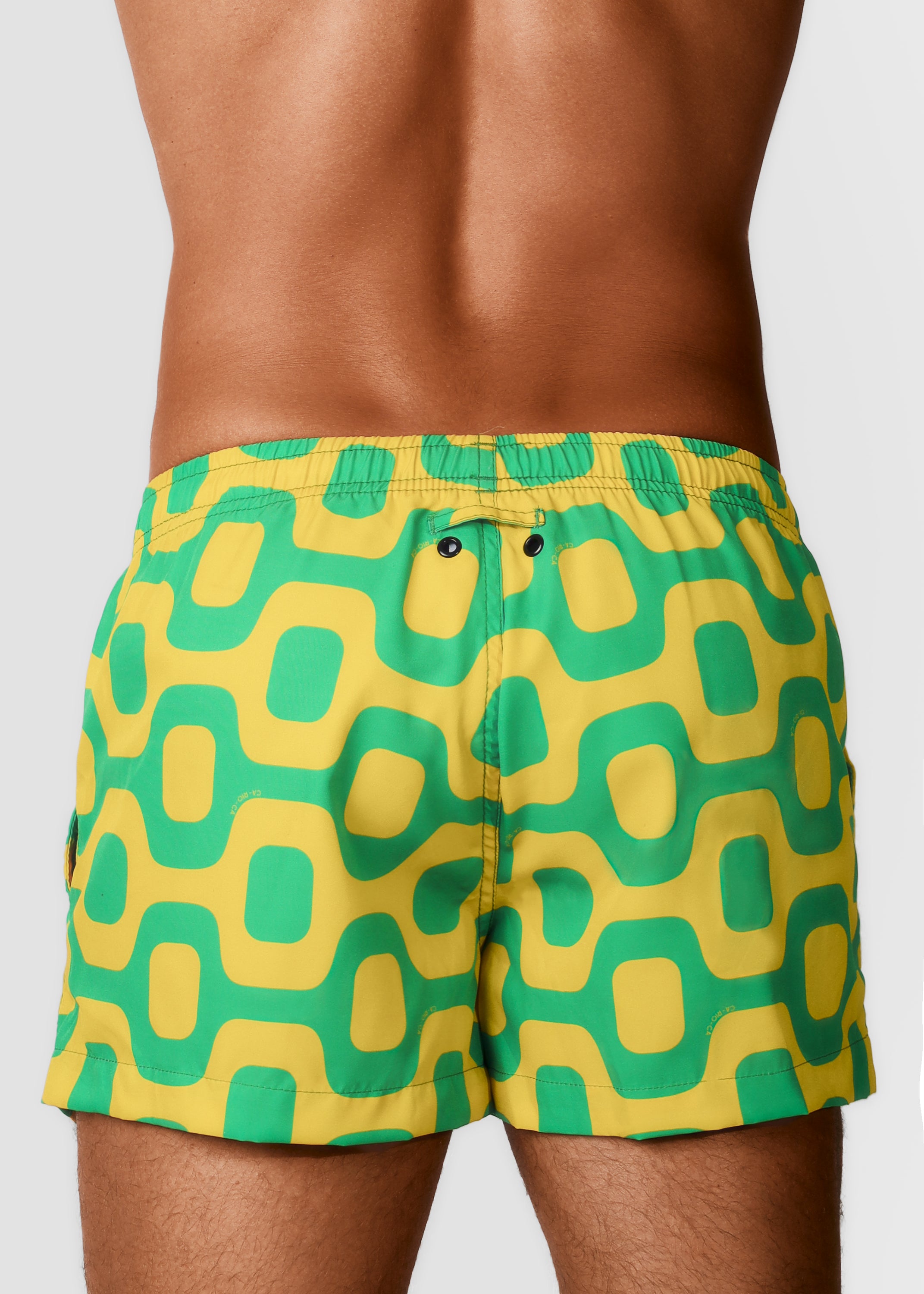 PAVIMENTO VERDE E AMARELO - Shorts Italianos