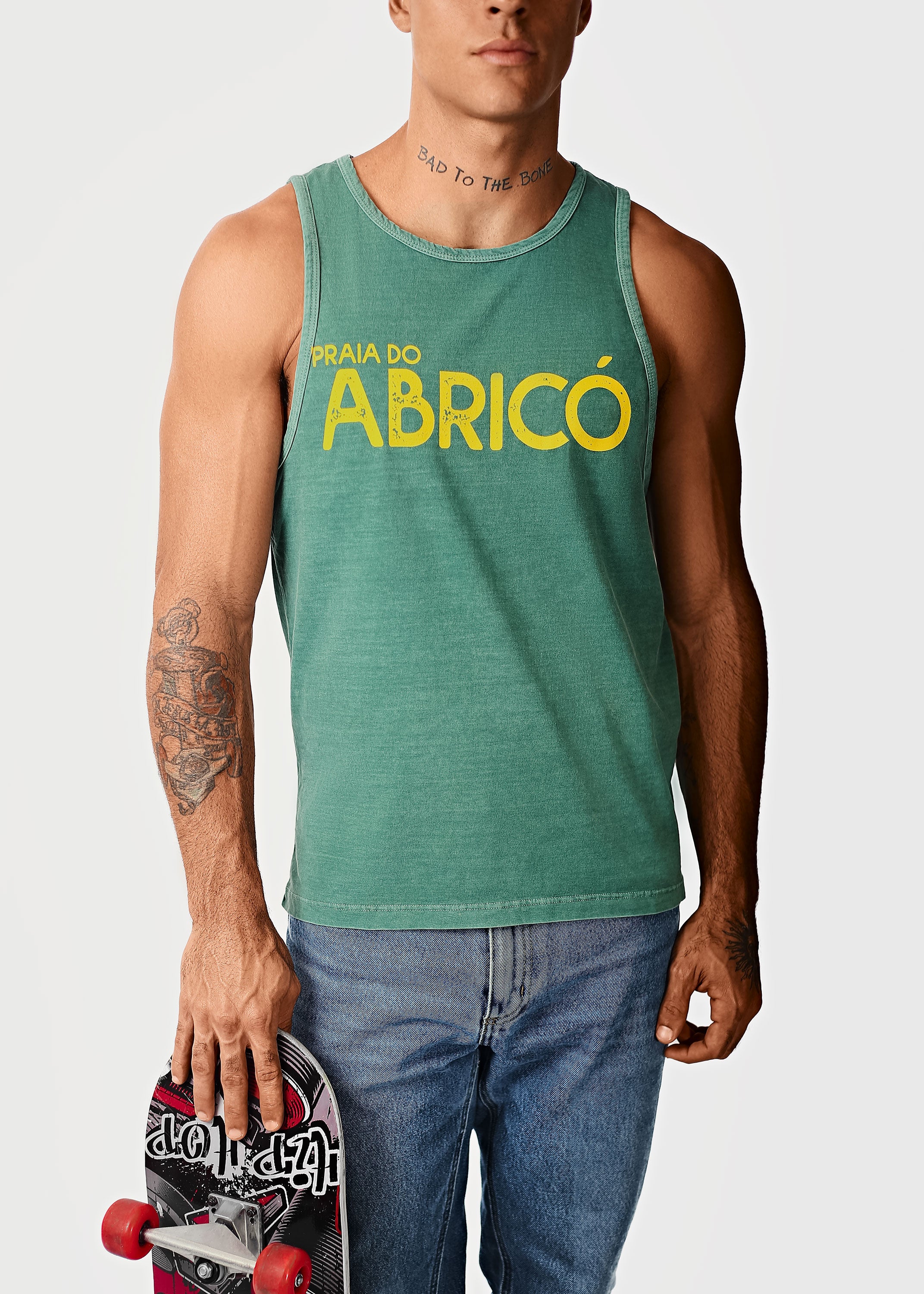 Gostoso Logotipo Regata Ribada com Estampa de Listras em Branco e Preto - Regatas Masculinas