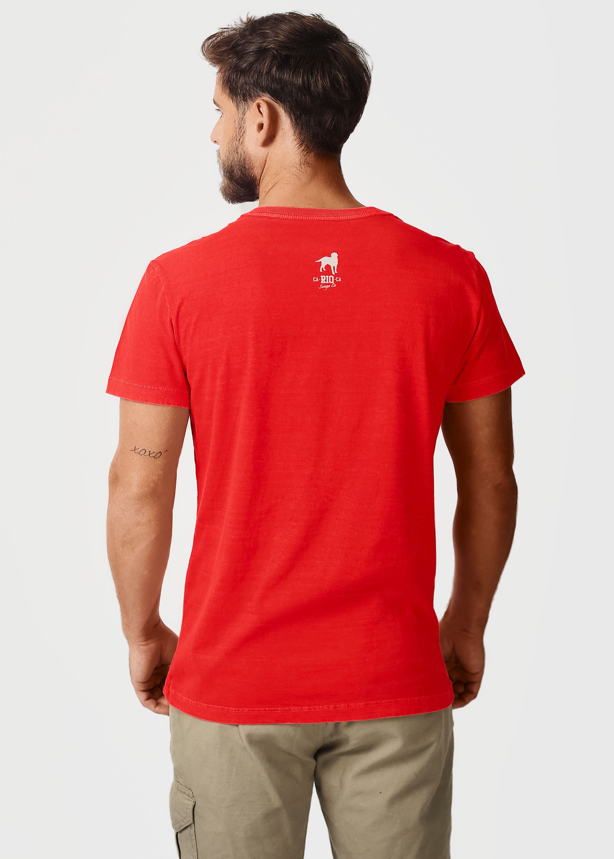 Gostoso Logotipo Regata Ribada com Estampa de Listras em Branco e Preto - Regatas Masculinas