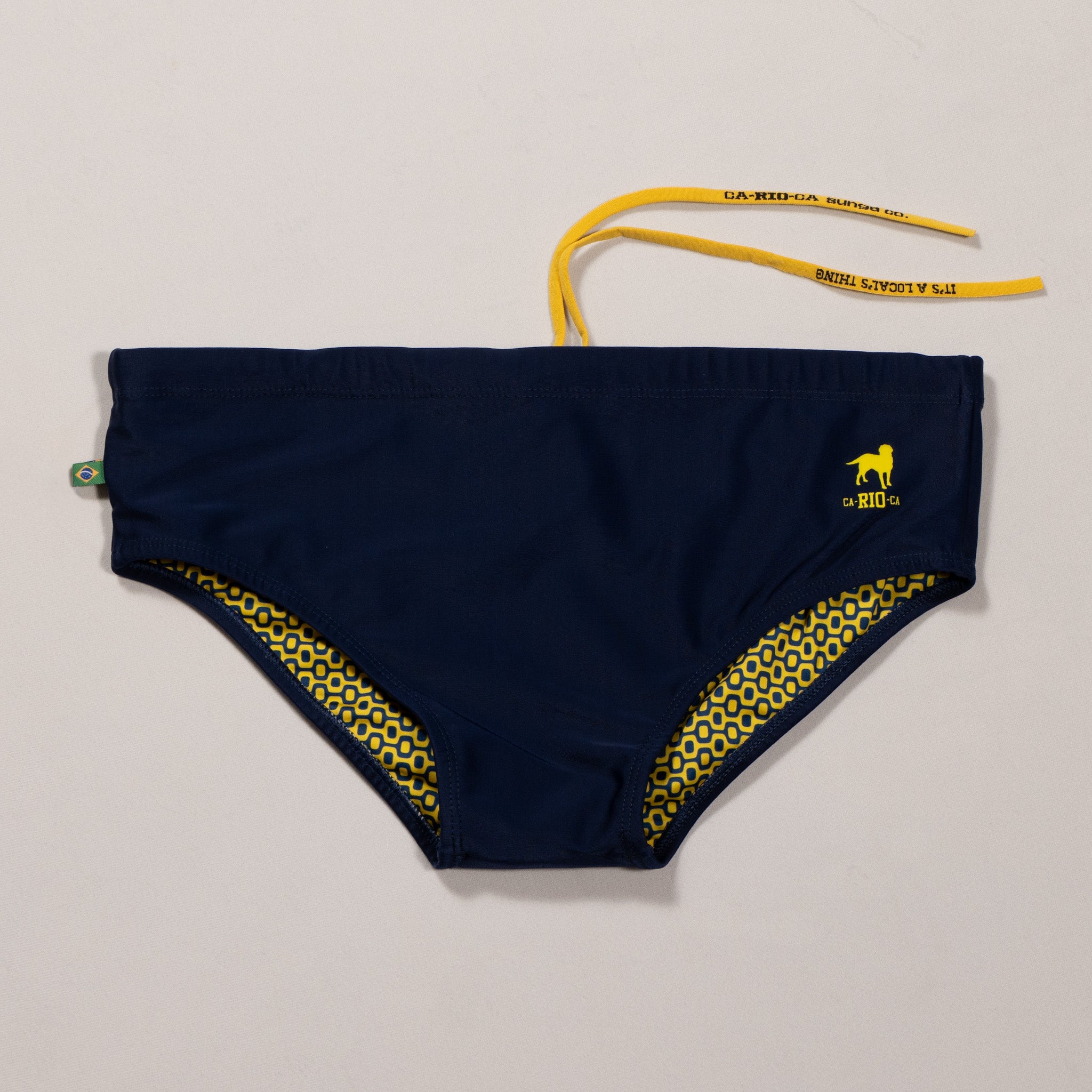 Sunga com Recorte e Cós Baixo — Roupa de Banho Masculina