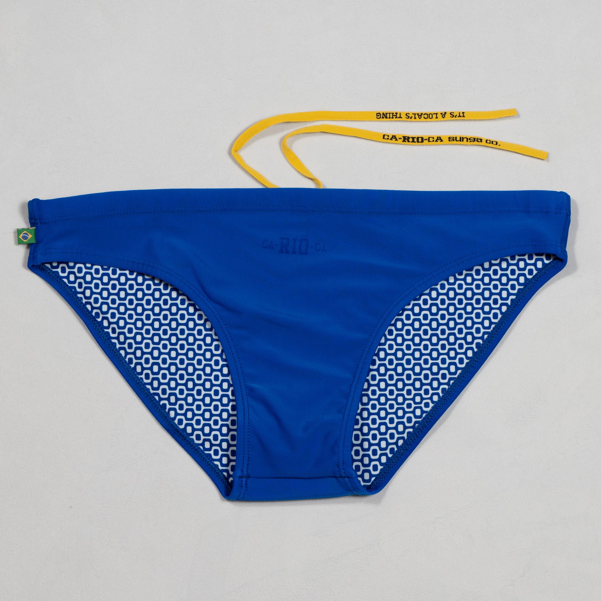 Bikini Cut Solids Colors Sunga - Male Bathing Suit