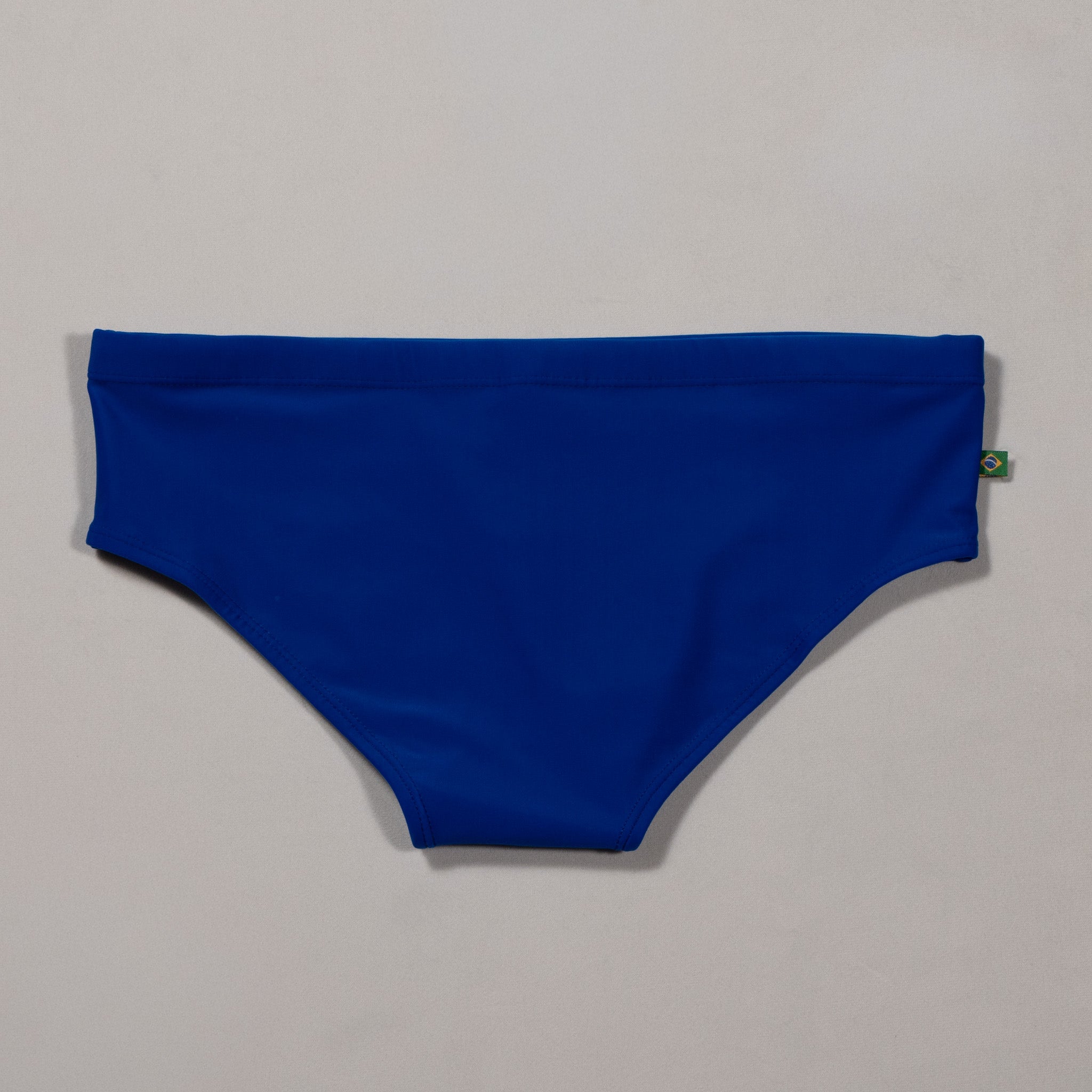 Sunga com Recorte e Cós Baixo — Roupa de Banho Masculina
